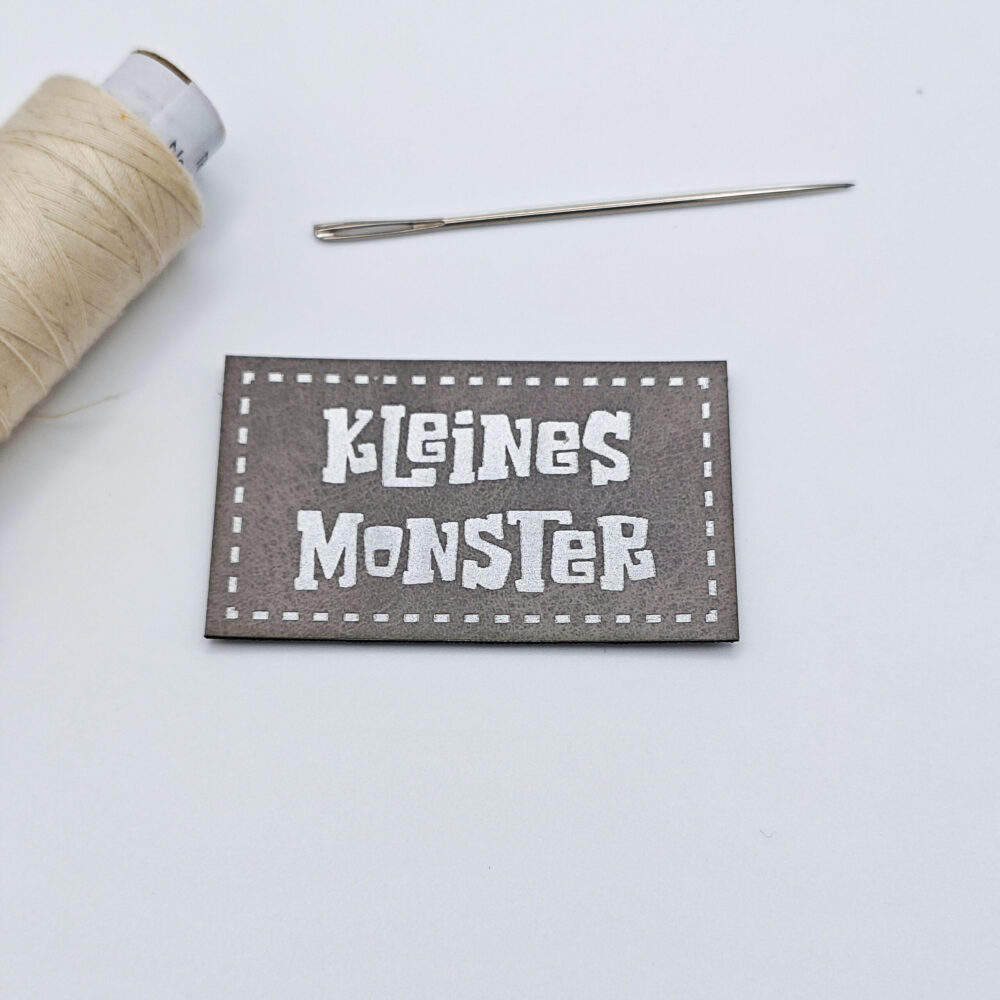 Kunstleder-Label Kleines Monster